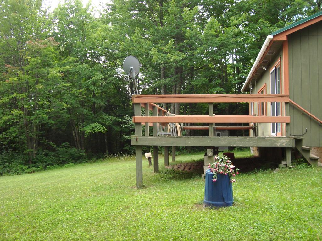 Grandpa Jim'S Cabin Montreal Exterior foto